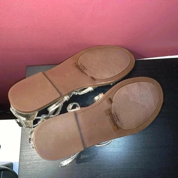 Lucky Brand New Sandals - Picture 9 of 9
